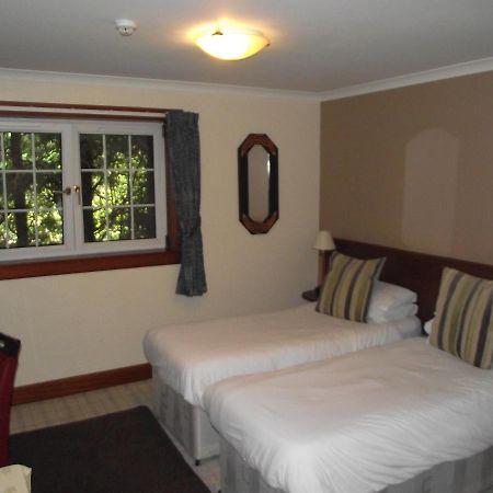 The Dalgarven House Hotel Kilwinning Bagian luar foto