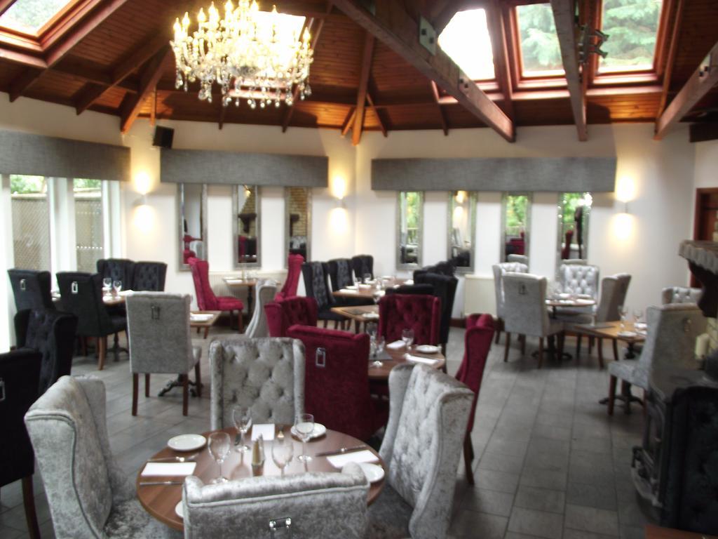 The Dalgarven House Hotel Kilwinning Bagian luar foto