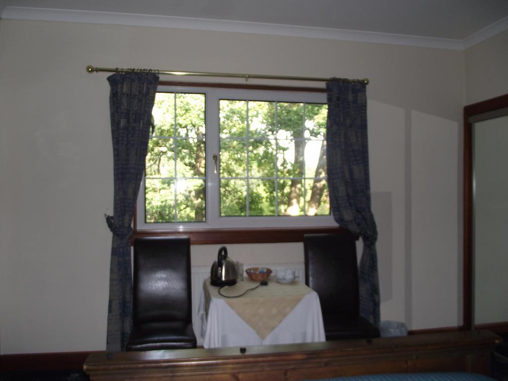 The Dalgarven House Hotel Kilwinning Bagian luar foto